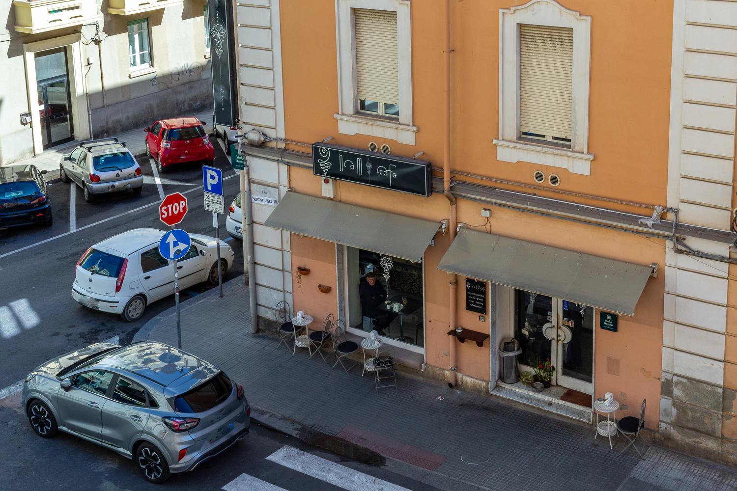 Ginett'S House Hotel Cagliari Exterior photo